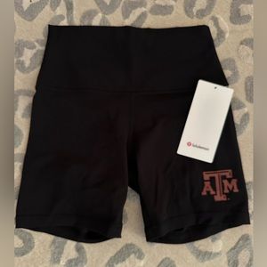 Lululemon Texas A&M Align shorts NWT-size 6